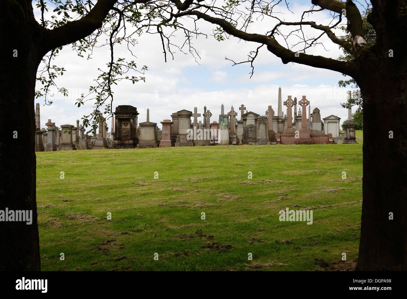 Gravestones in the Glasgow Necropolis, Scotland, UK Stock Photo