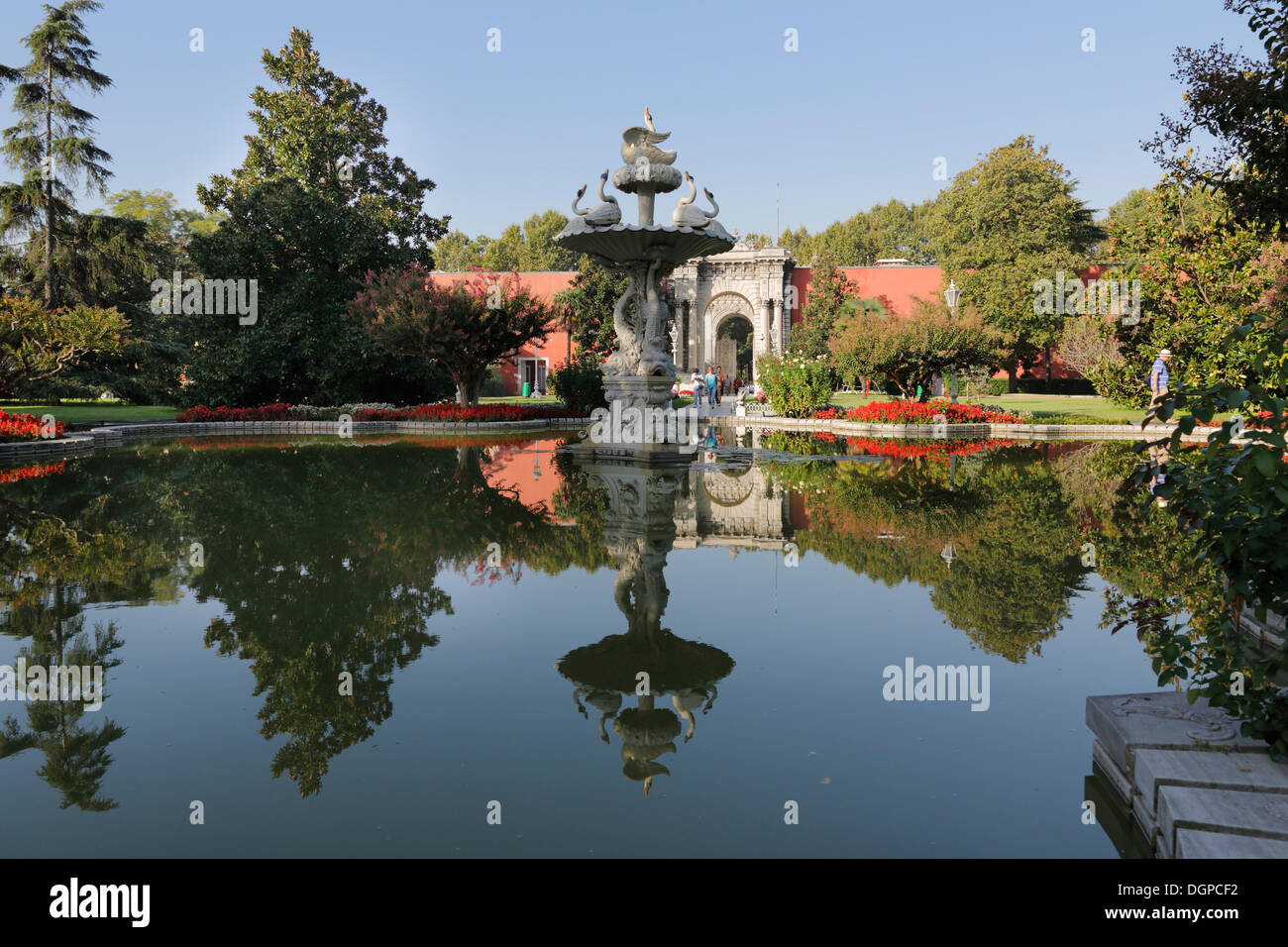 Gardens of the Dolmabahçe Palace, Besiktas, Istanbul, Turkey, Europe Stock Photo