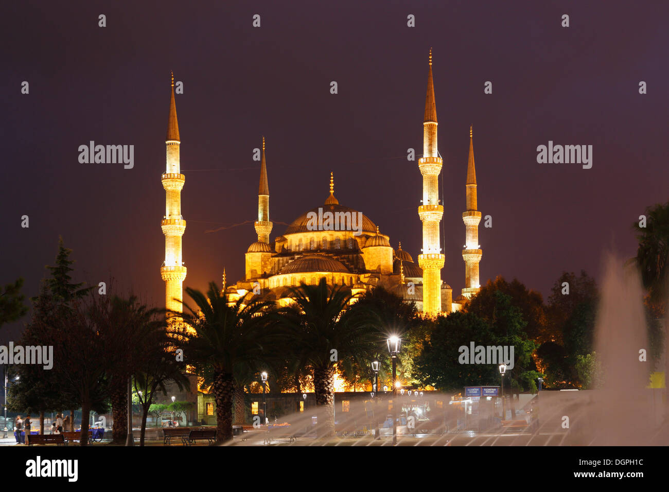 Blue Mosque or Sultan Ahmed Mosque, Sultanahmet Park, Istanbul, European side, Istanbul Province, Turkey, European side Stock Photo