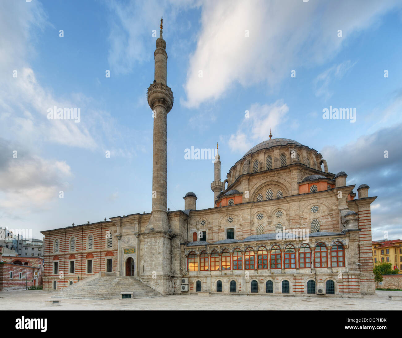 Laleli Camii or Tulip Mosque, historic town of Istanbul, Laleli, Istanbul, European side, Istanbul Province, Turkey Stock Photo