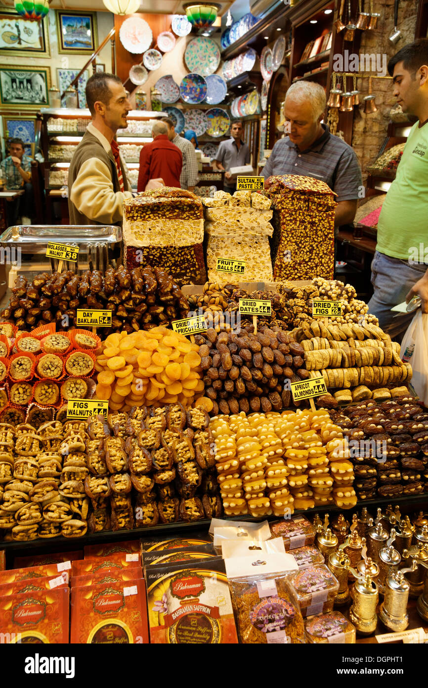 Tag Bazaar High Resolution Stock Photography And Images Alamy<script async src=