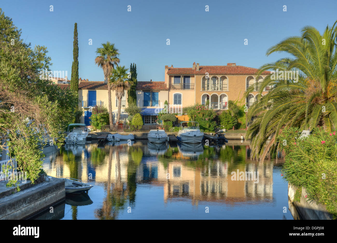 Port grimaud hi-res stock photography and images - Alamy