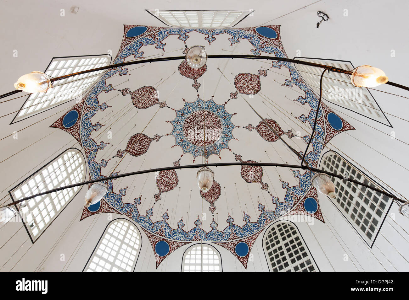 Dome in the tuerbe of Sultan Mustafa I, a Muslim mausoleum in the courtyard of the Hagia Sophia, Sultanahmet, Istanbul Stock Photo