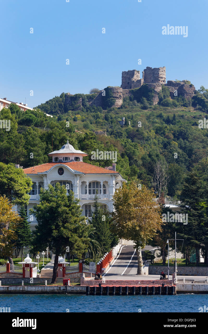 View from the Bosphorus towards Genoese Castle or Yoros Kalesi, Bosporus, Anadolu Kavagi, Istanbul, Asian side Stock Photo