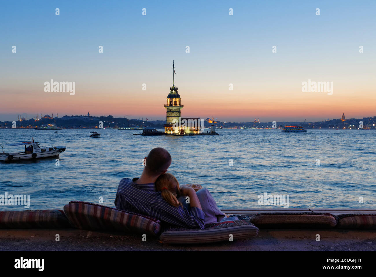 Evening mood, pair on the Bosphorus, Maiden's Tower or Leander's Tower, Kız Kulesi, Bosporus, Üsküdar, Istanbul Stock Photo
