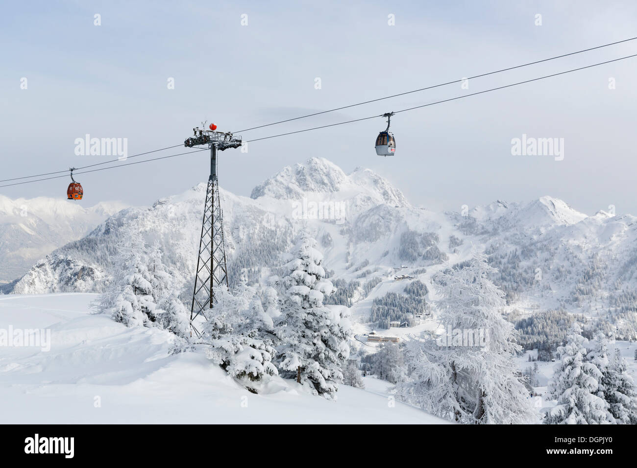 Millennium Express cable car, Nassfeld skiing region, Nassfeld, Hermagor, Carinthia, Austria Stock Photo