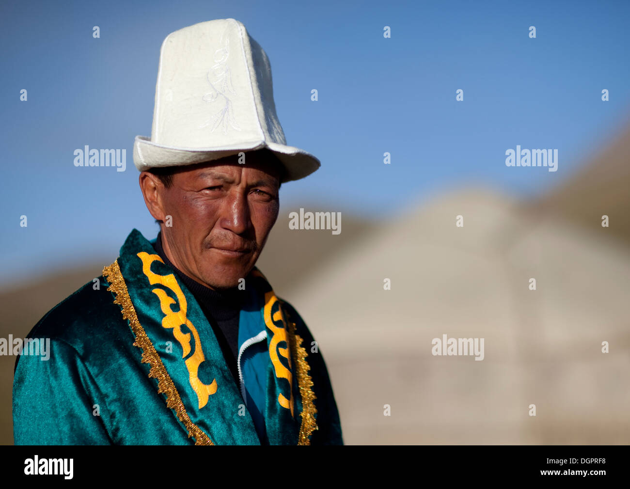 Kalpac hi-res stock photography and images - Alamy