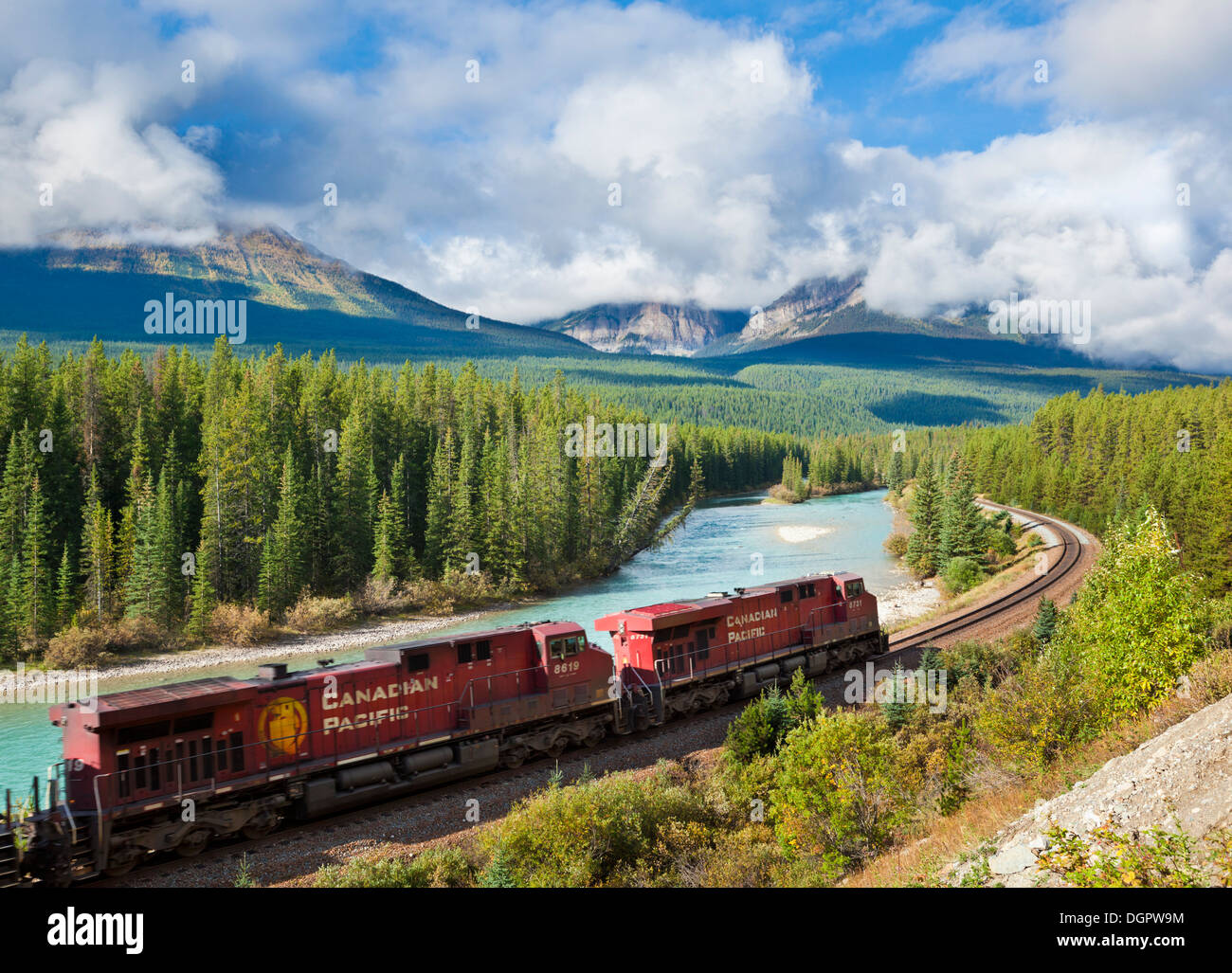 Canadian Pacific freight train travelling around Morant's Curve Bow Valley Parkway Banff National Park Rockies Alberta AB Canada Stock Photo