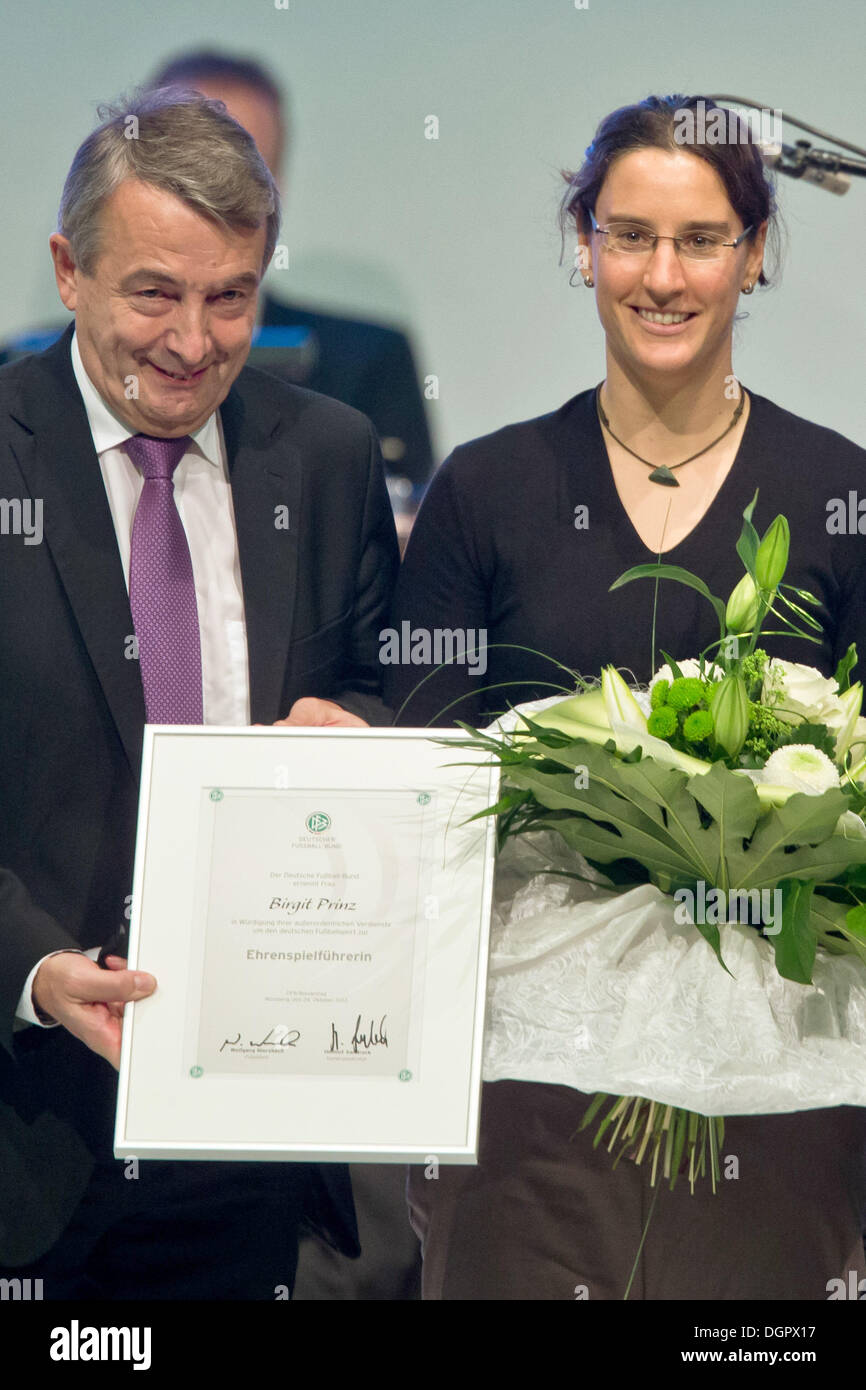 German soccer player birgit prinz High Resolution Stock Photography and ...