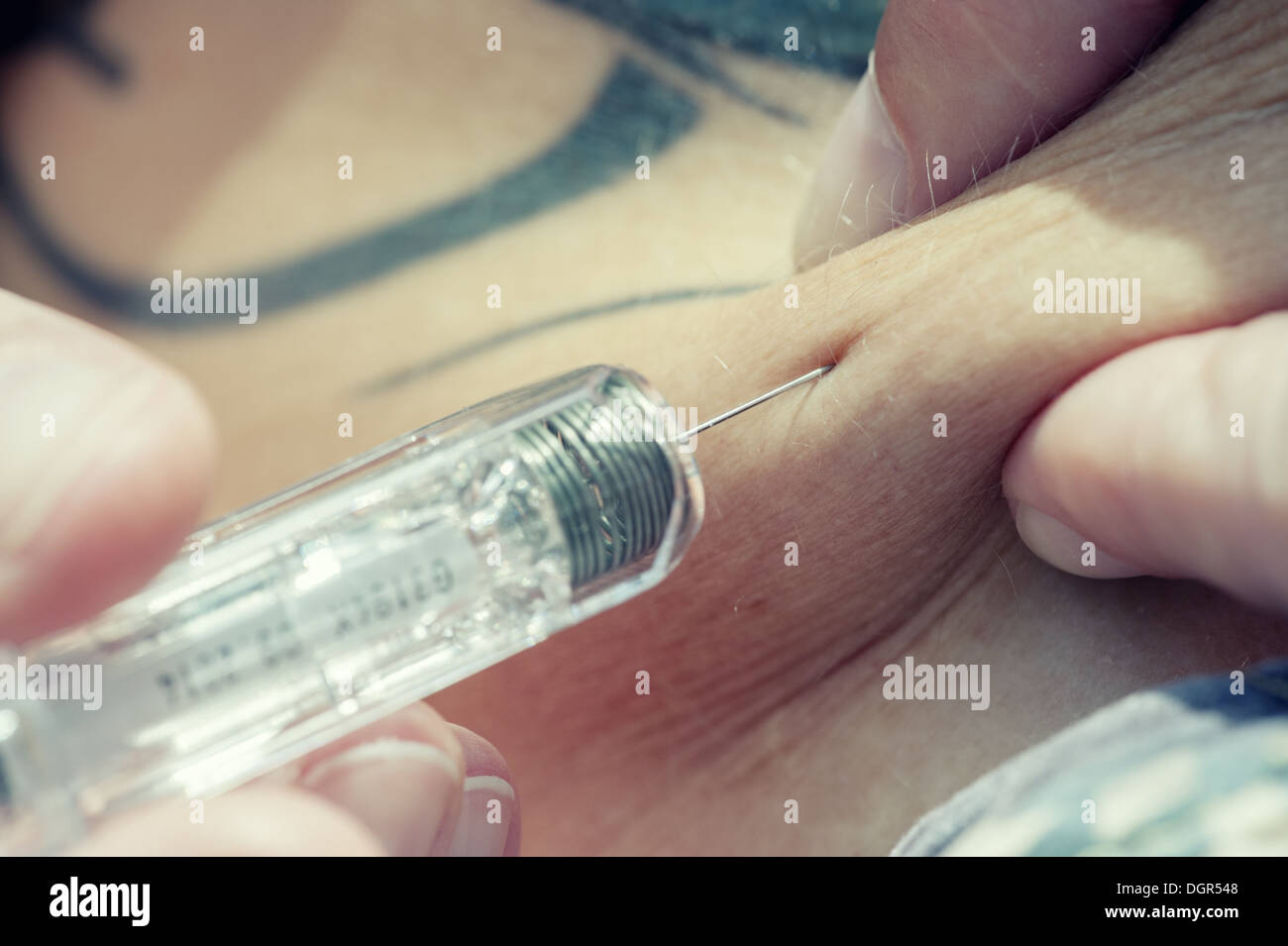 Heparin injection hi-res stock photography and images - Alamy