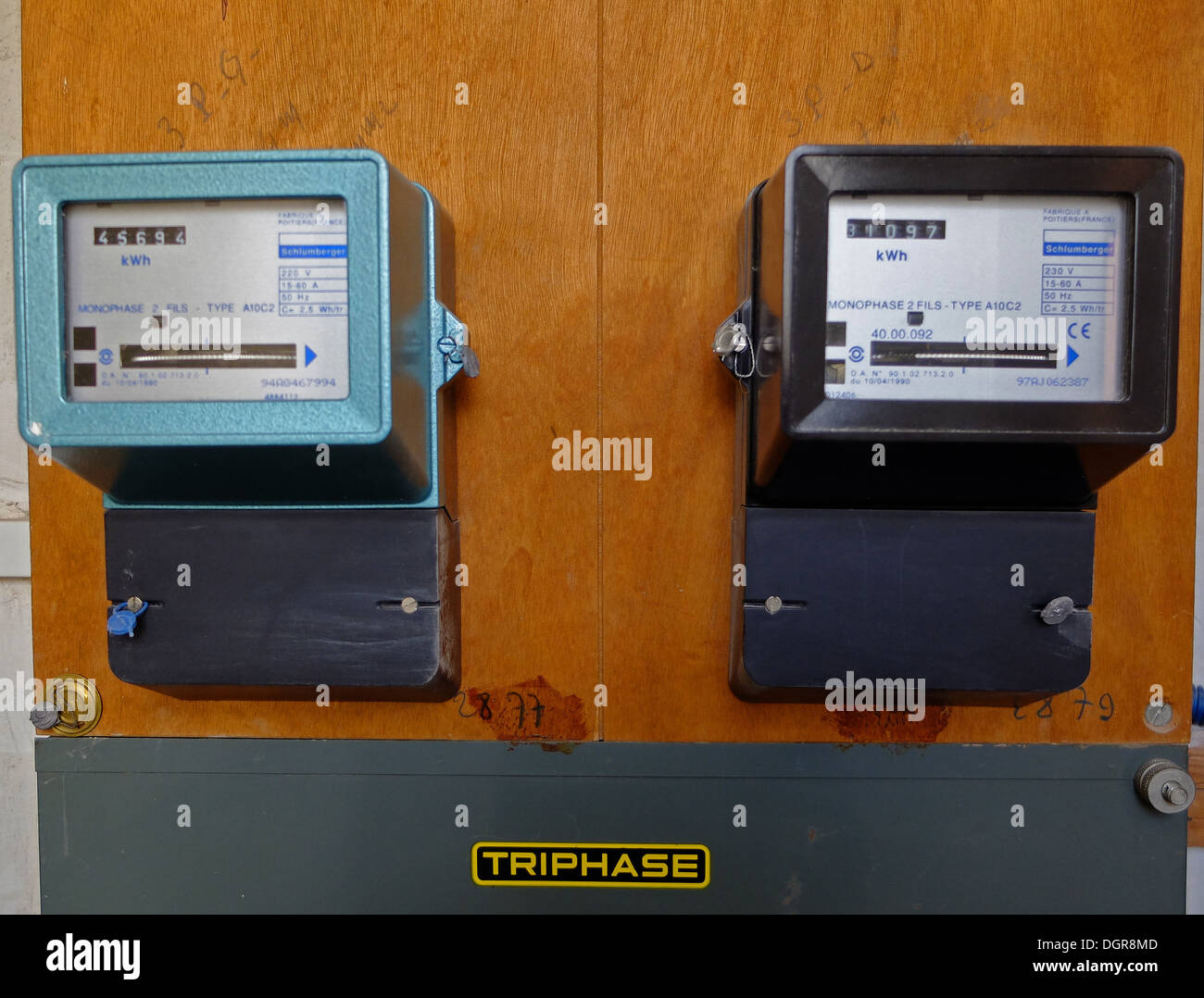 Old electric meter hires stock photography and images Alamy