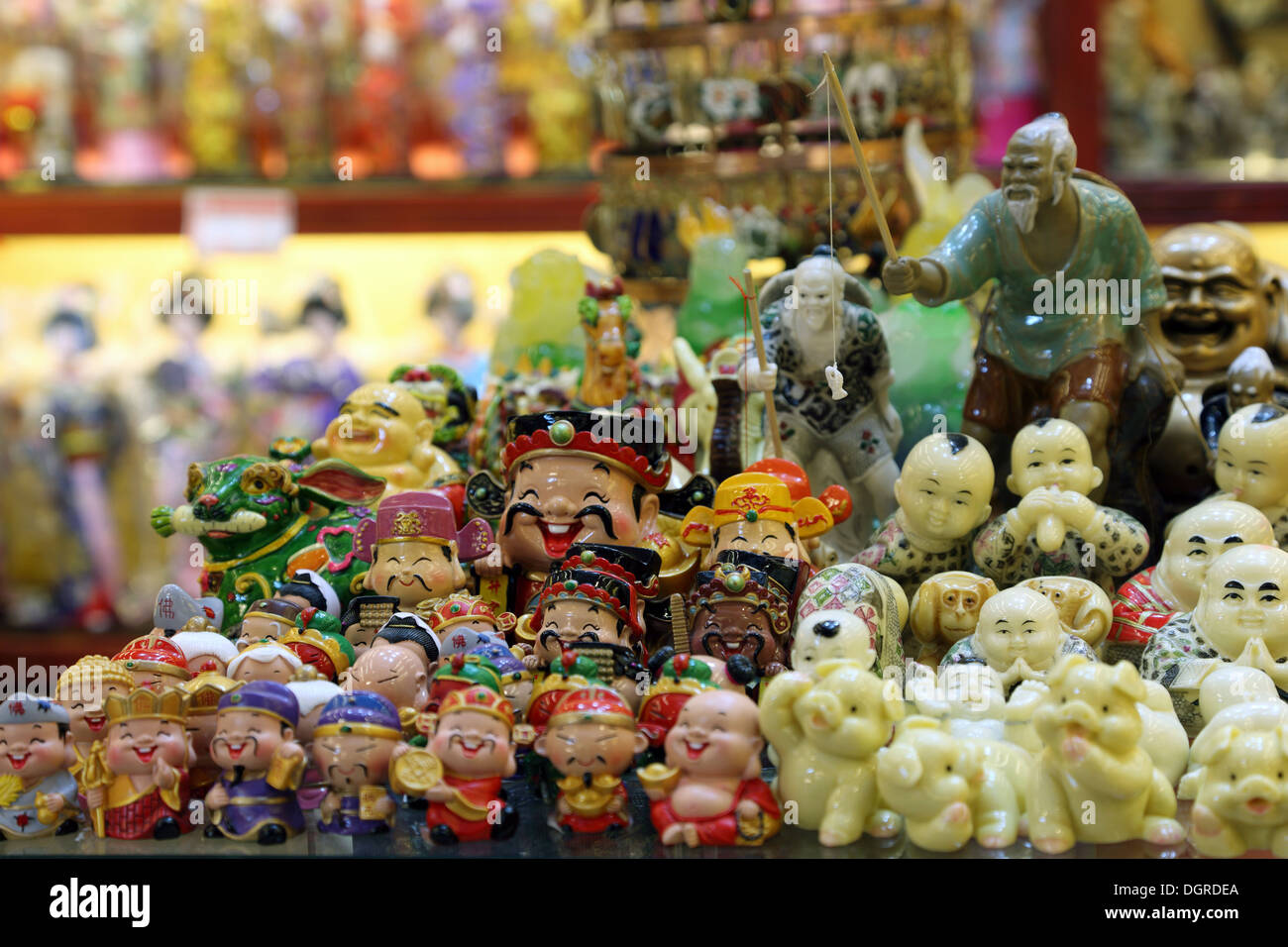 Traditional chinese miniature figurines in Shanghai, China Stock Photo