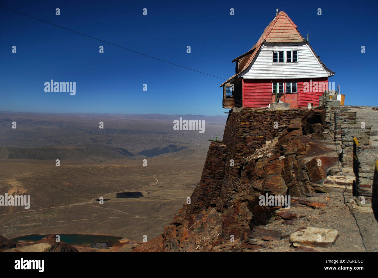 Mountain shelter at 5300m altitude, Andes mountain range, Chacaltaya, La Paz, Bolivia, South America Stock Photo