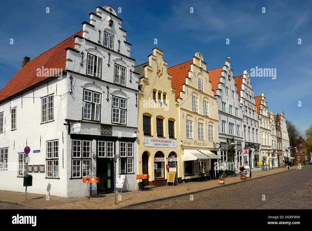 Wilhelminian-style buildings in the market square of the 'Dutch Town' of Friedrichstadt, North Friesland district Stock Photo