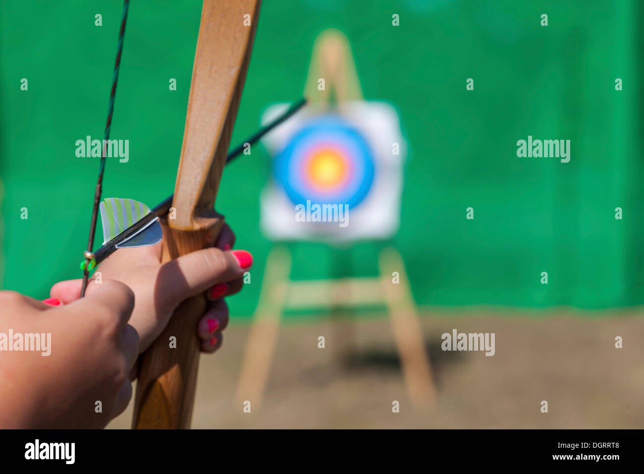 Archer bow hi-res stock photography and images - Alamy