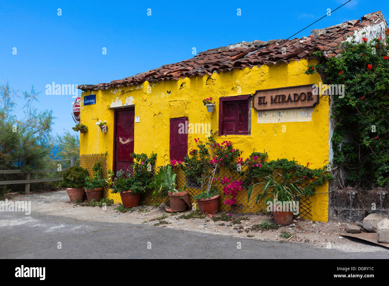 Colourful house in the village of Almáciga, Macizo de Anaga, near Almáciga, Tenerife, Canary Islands, Spain Stock Photo