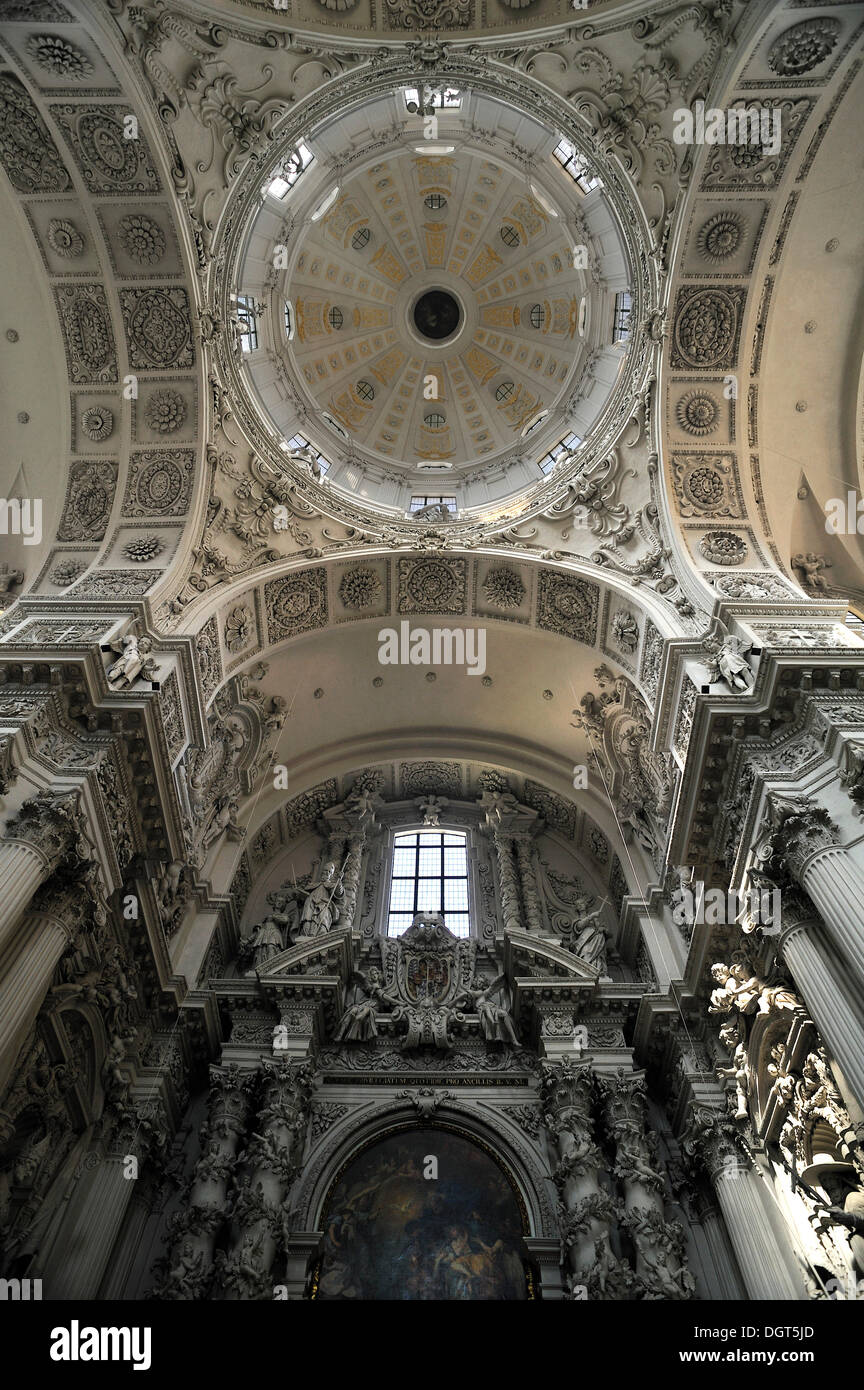 Dome with the sanctuary of the Theatiner Church, Italian late Baroque, consecrated in 1675, Munich, Upper Bavaria, Bavaria Stock Photo