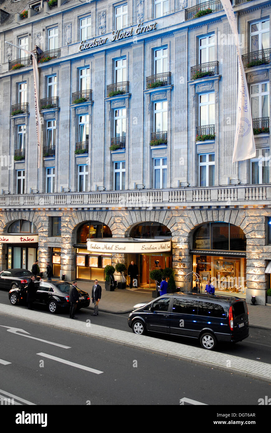 Excelsior Hotel Ernst, luxury hotel in the Trankgasse street, Cologne