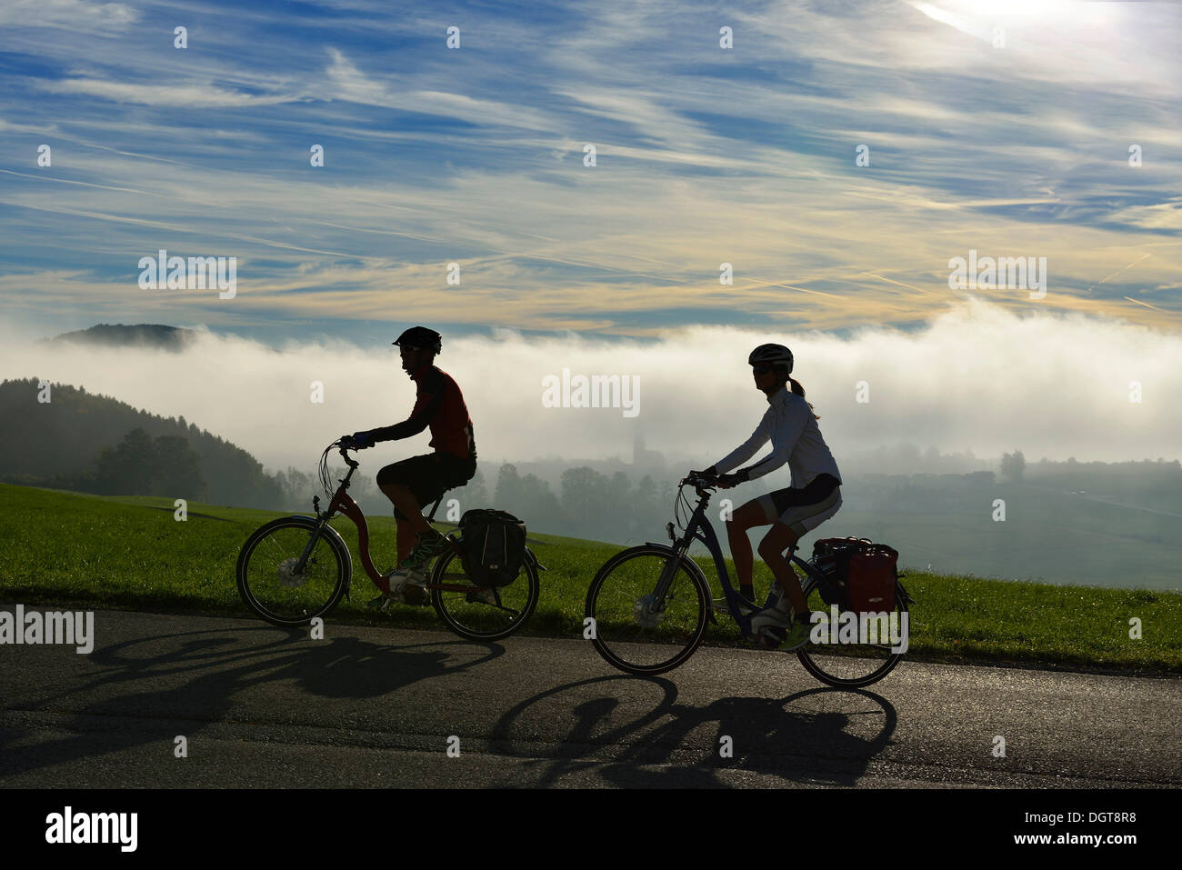 Bike bicycles cycles bikes biking cycling cyclists hi-res stock photography  and images - Page 10 - Alamy