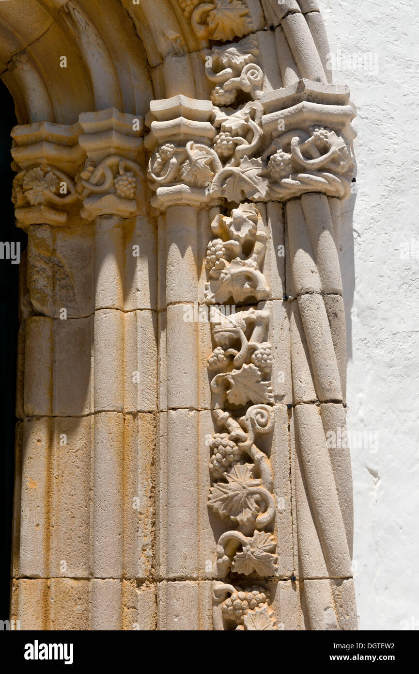 Portugal, the Algarve, Luz de Tavira, the Manueline style church doorway Stock Photo