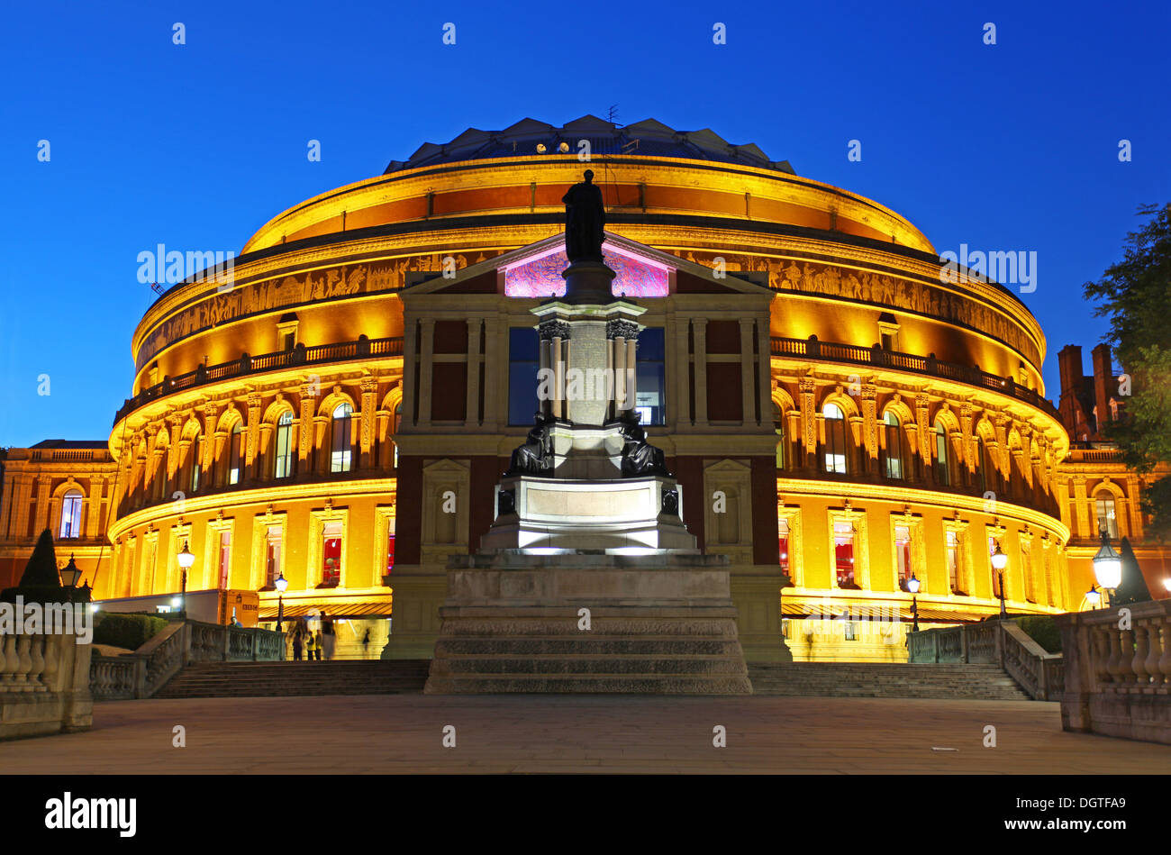 The Royal Albert Hall in London Stock Photo Alamy