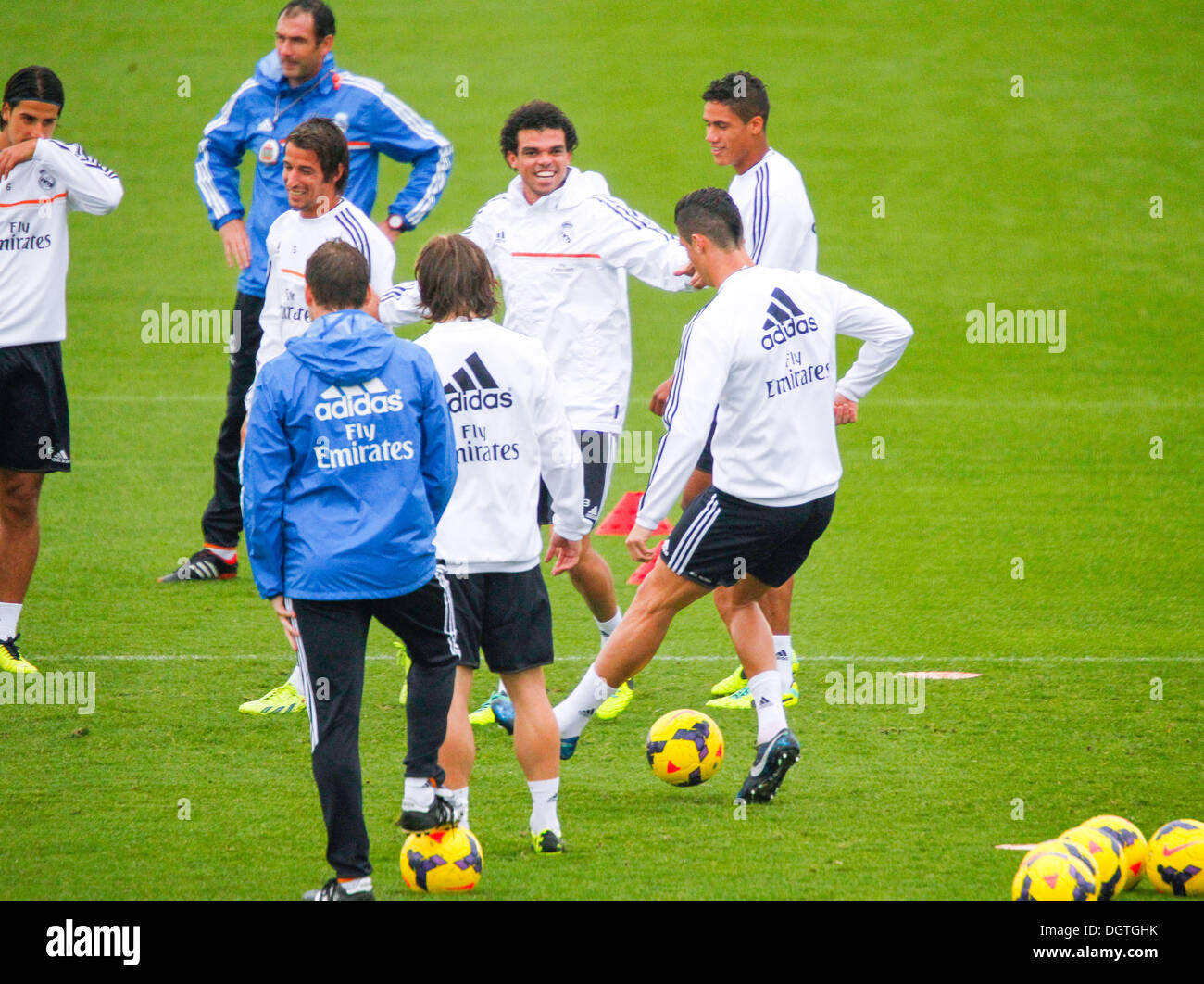 Madrid, Madrid, Spain. 25th Oct, 2013. Khedira, Coentrao, Modric Pepe, Cristiano Ronaldo and Varana during Real Madrid's last training session at the Valdebebas sports complex ahead of the Clasico between FC Barcelona and Real Madrid, matchday 10 of La Liga 2013, on October 25th, 2013 in Madrid, Spain Credit:  Madridismo Sl/Madridismo/ZUMAPRESS.com/Alamy Live News Stock Photo