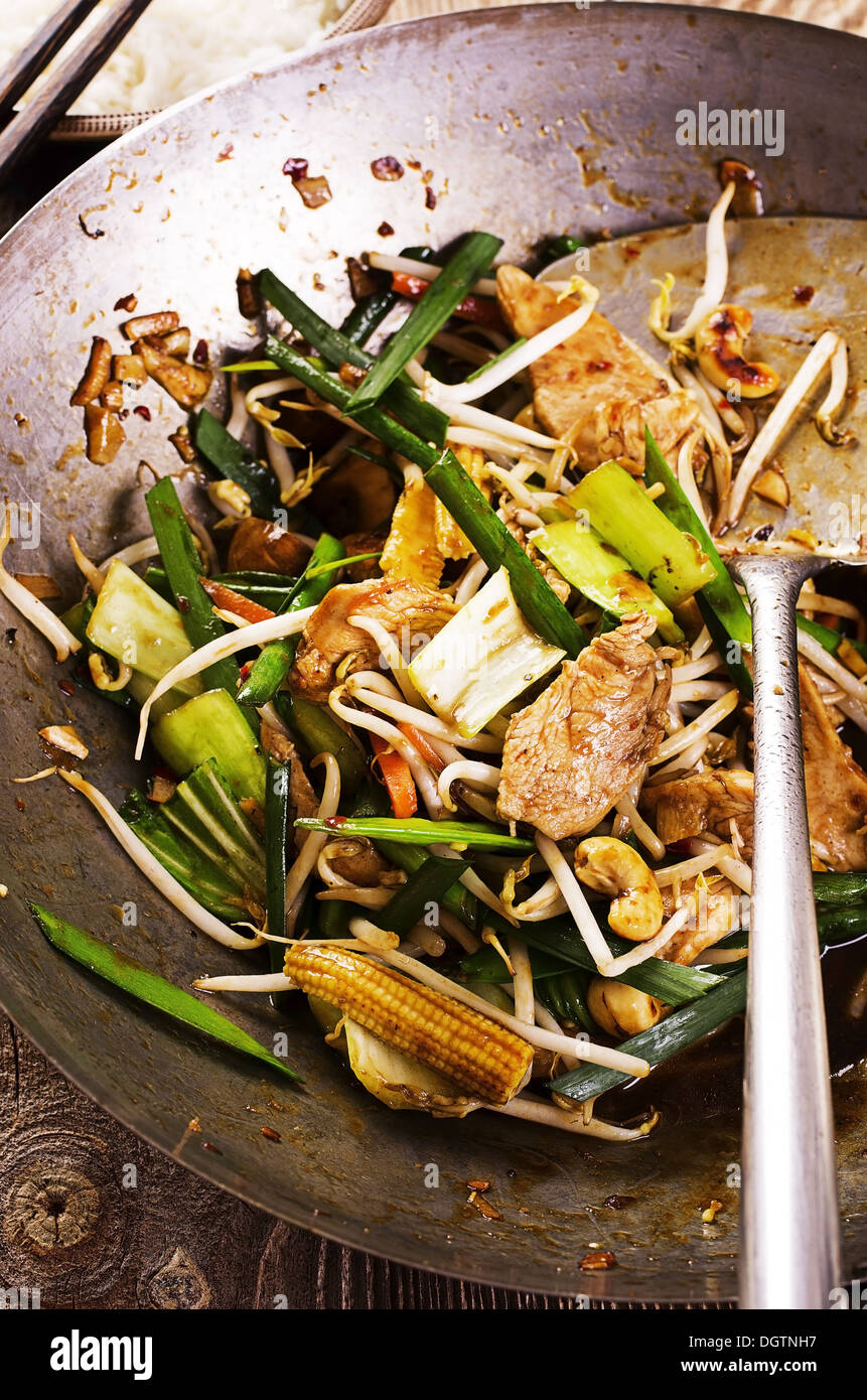 chicken with vegetables stir fried Stock Photo - Alamy