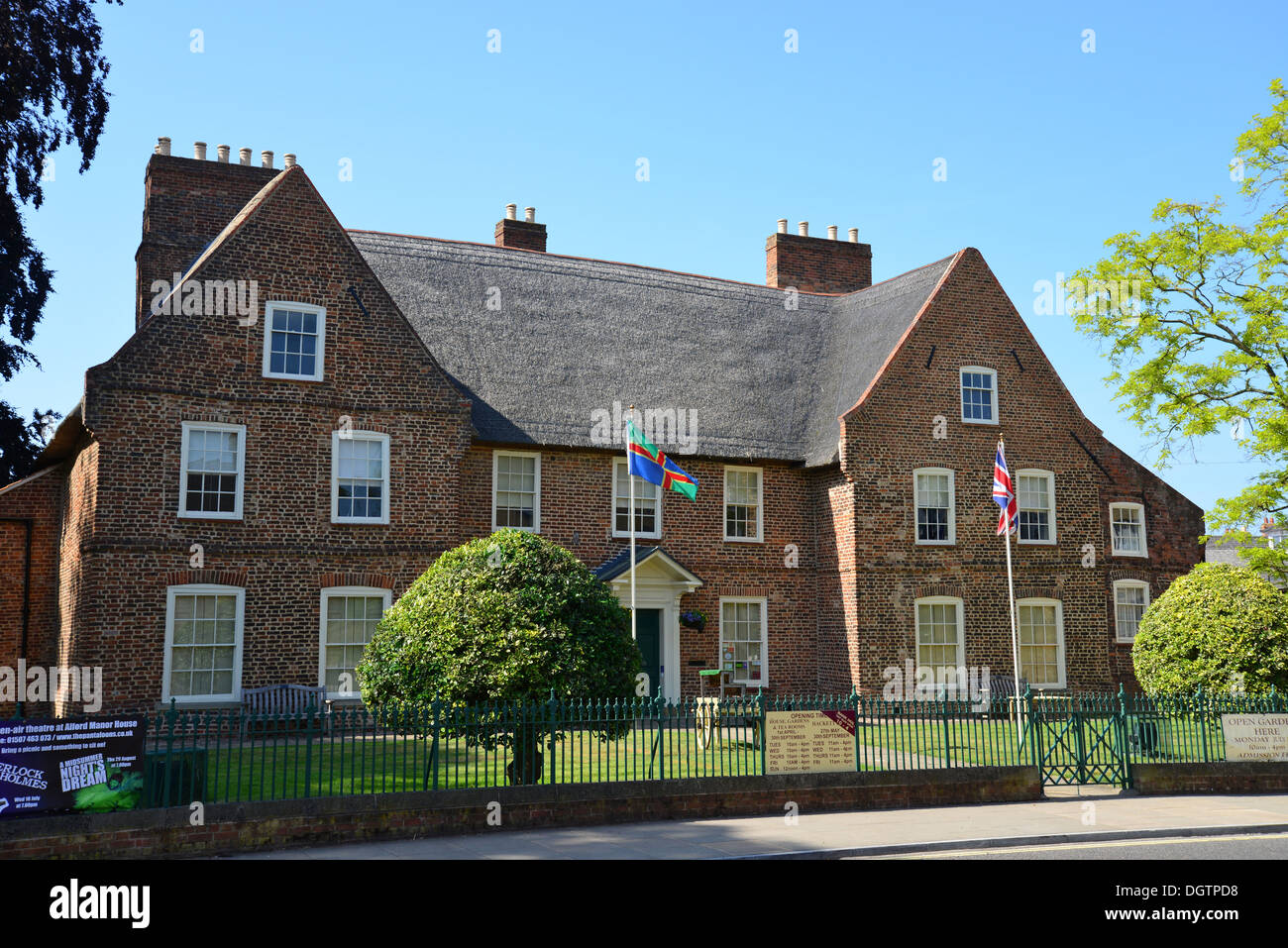 17th century thatched Alford Manor House, West Street, Alford