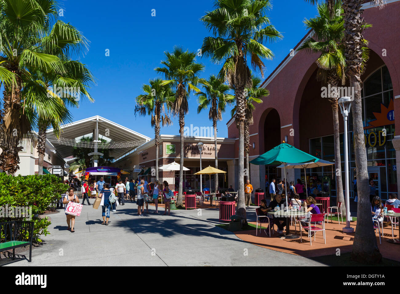 Orlando Florida Orlando Vineland Premium Outlets outlet factory store  fashion mall shopping Gucci designer outside exterior line queue Stock  Photo - Alamy