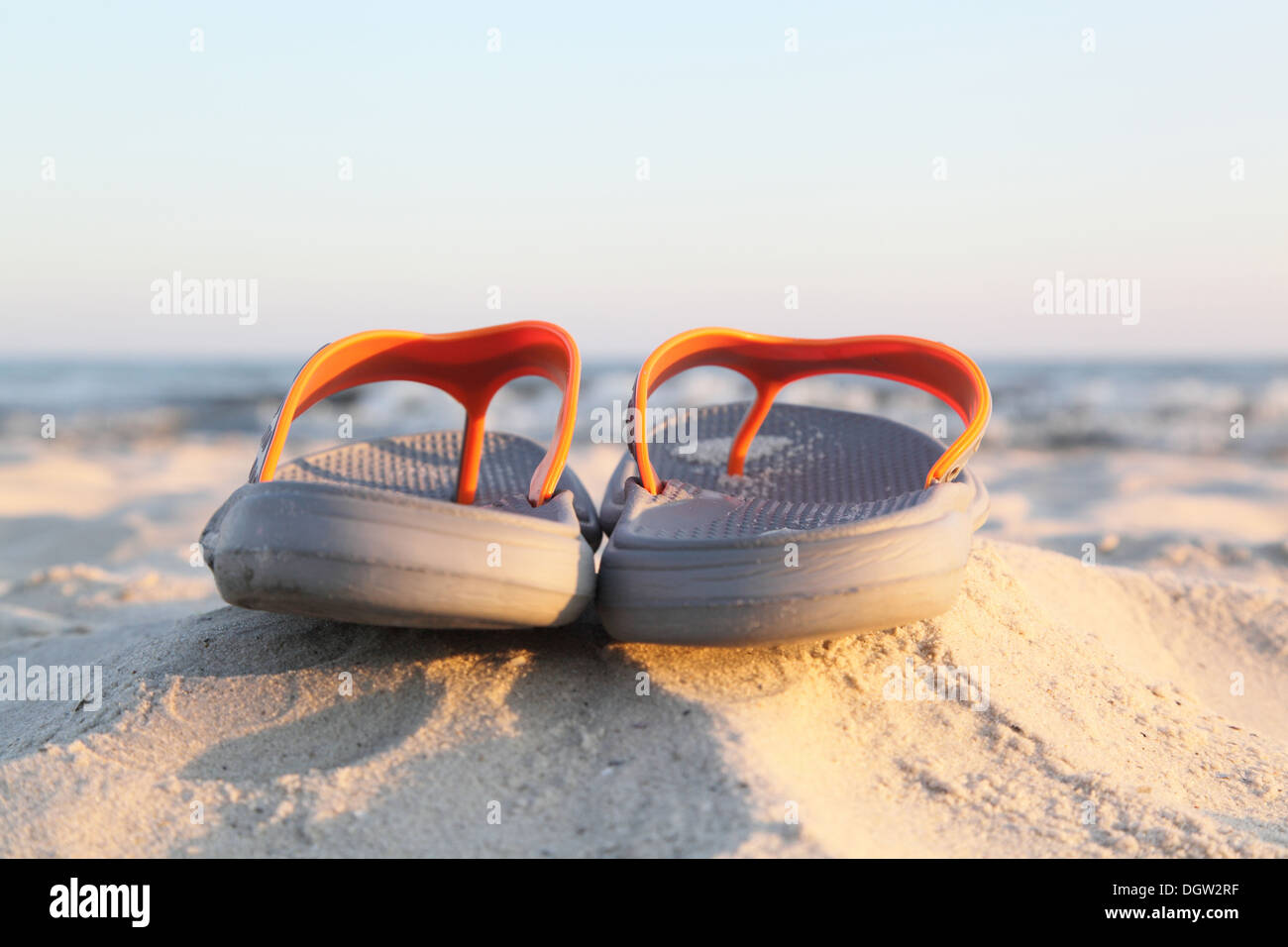 Women's Transparent Flip Flops Shoes summer Slippers Beach Shoes PVC Sandals  | eBay