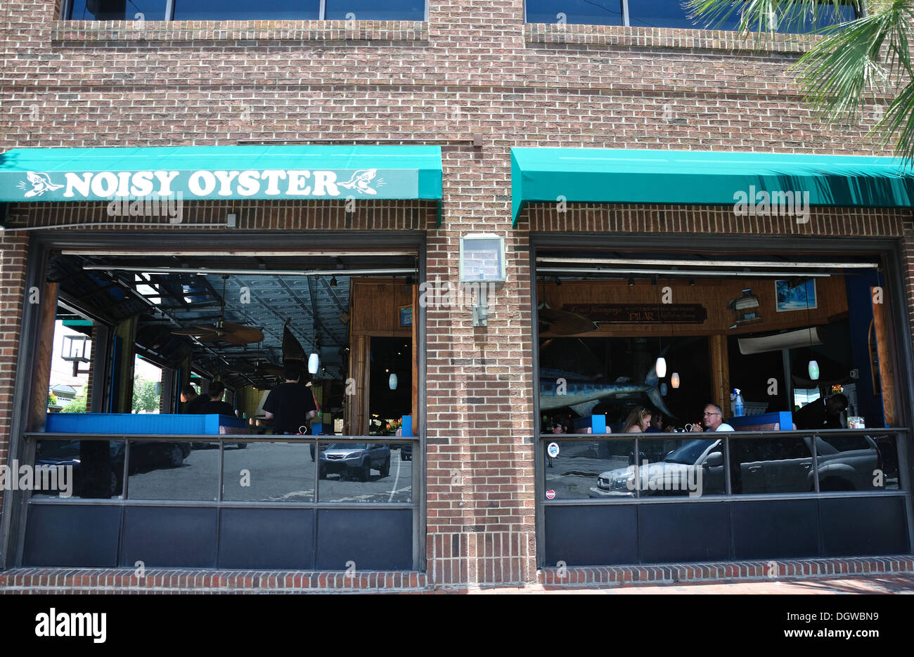 Noisy Oyster Seafood Restaurant, Downtown Charleston, South Carolina