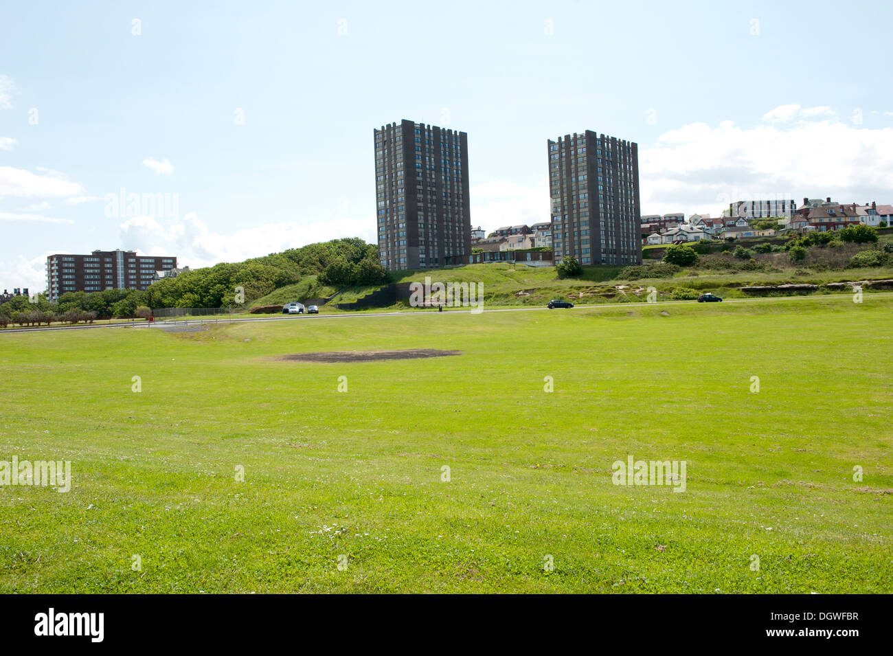 Blocks of flats hires stock photography and images Alamy
