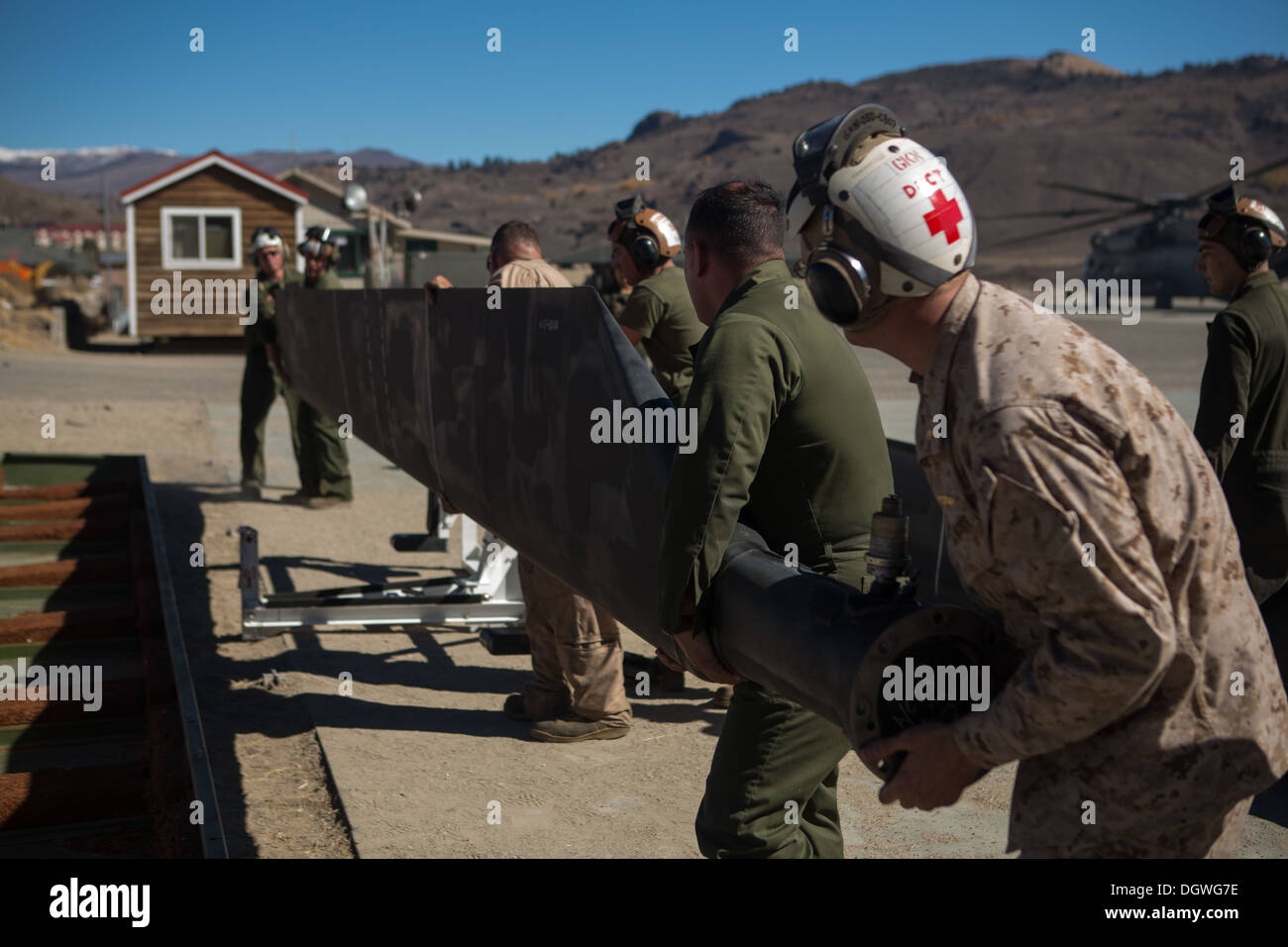 U.S. Marines with Marine Heavy Helicopter Squadron 466 (HMH-466), Marine Aircraft Group 16 (MAG-16), 3rd Marine Aircraft Wing (3 Stock Photo