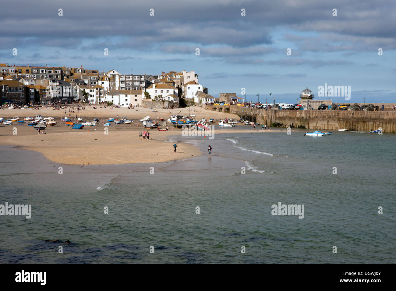 St. Ives Harbour Beach, Cornwall Stock Photo - Alamy
