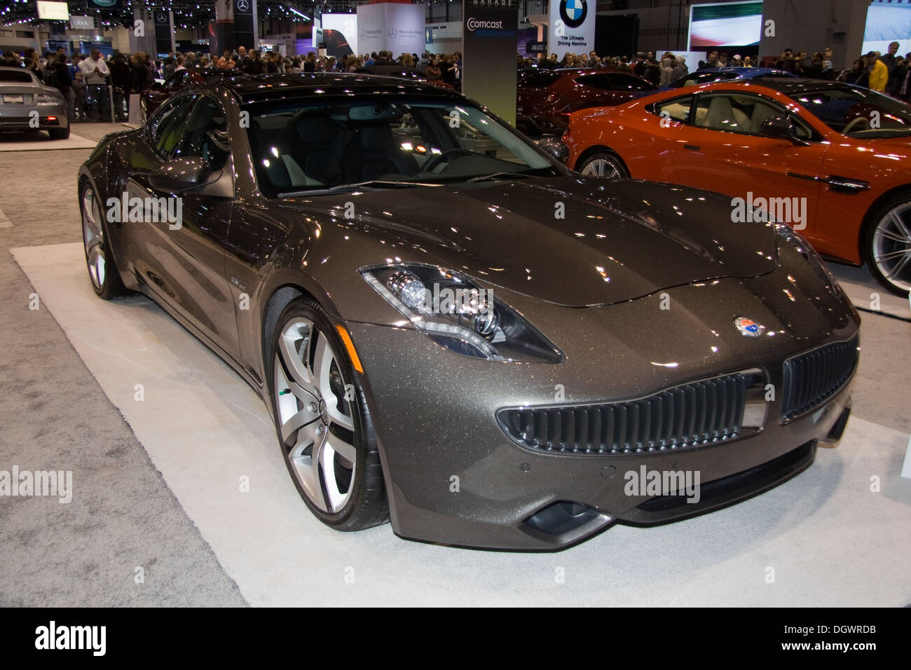 Stethoskop und Konzept für Fahrzeug, Auto ECO Motor Stockfotografie - Alamy