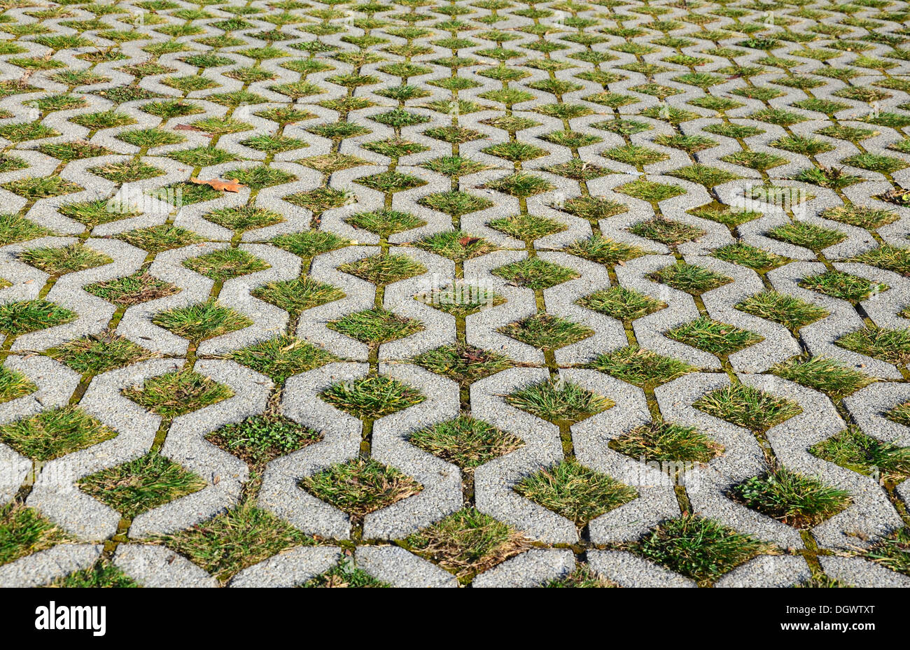 Grass pavement hires stock photography and images Alamy