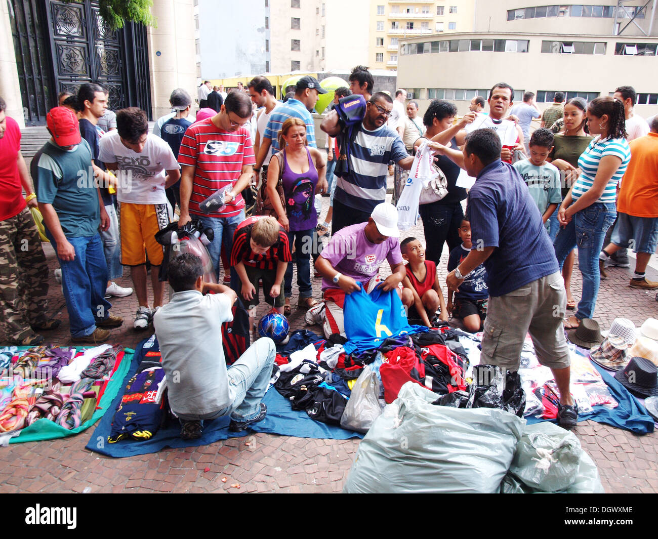 buy and sell football shirts