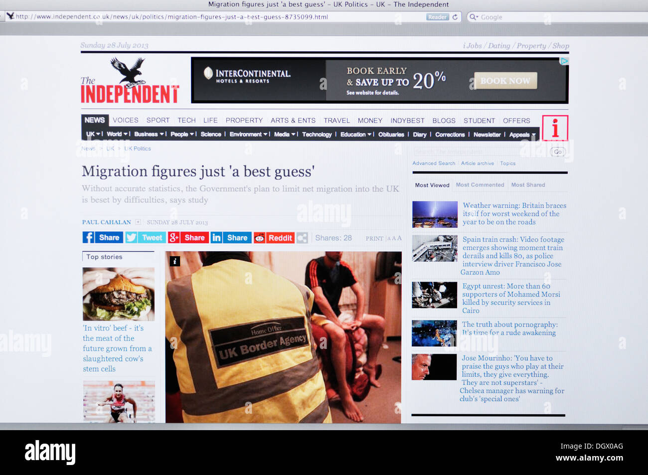 The Independent online news website on computer screen Stock Photo