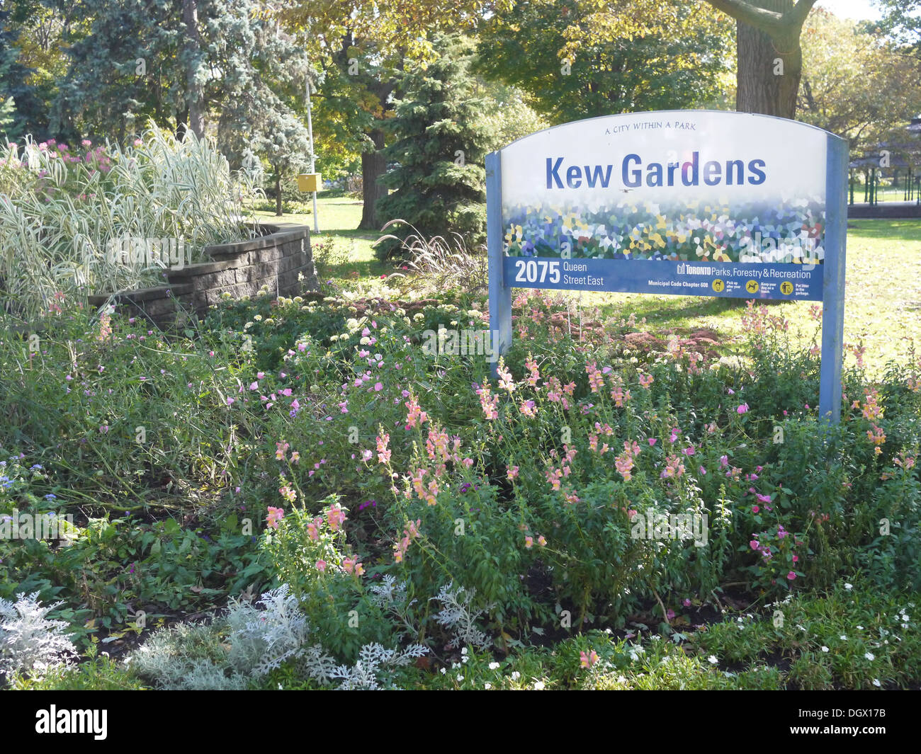 Kew gardens toronto hires stock photography and images Alamy
