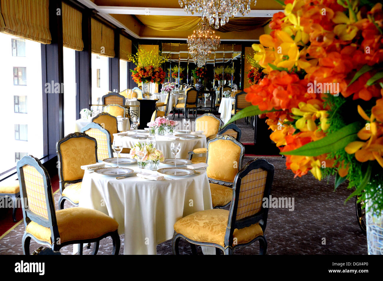 Classy highclass finedining French restaurant Stock Photo Alamy