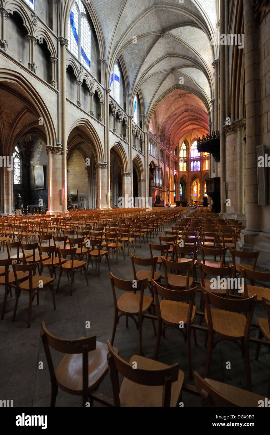 Nevers Cathedral, Nevers, France Stock Photo - Alamy