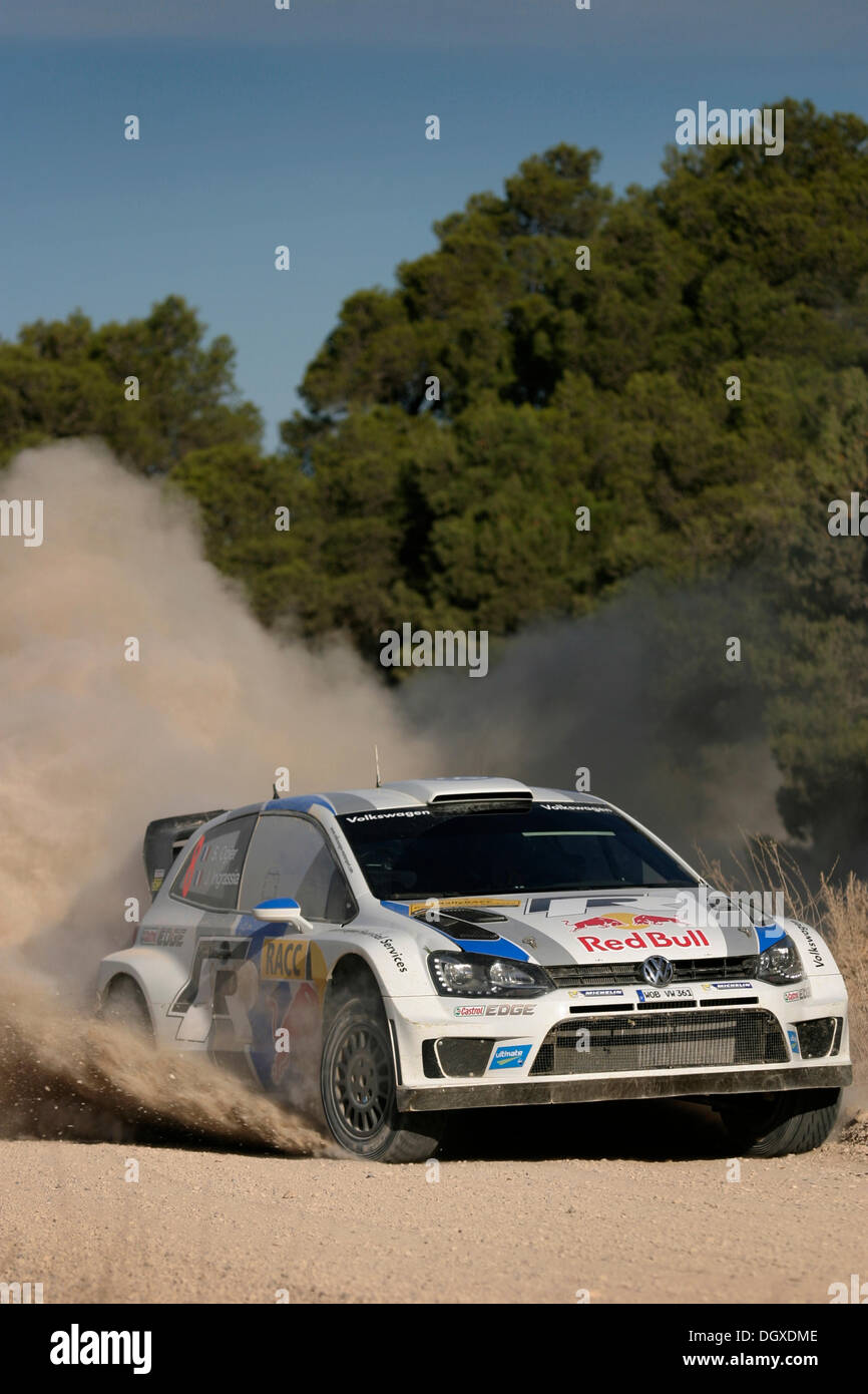 Picture: Steve Race - La Fatarella; SPAIN. Sunday October 27th 2013. Special Stage 12 [Terra Alta] of the 2013 WRC (World Rally Championship) RACC Rally Catalunya with No.8 Sébastien OGIER and Julien INGRASSIA in their VOLKSWAGEN Polo R. Stock Photo