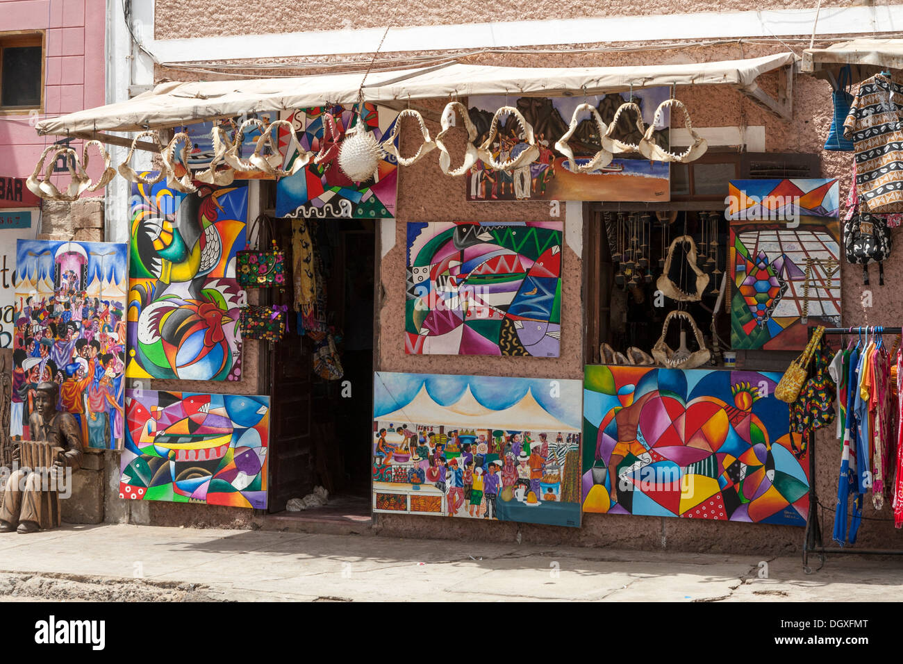 jaws in a shop, Santa Maria, Sal, Verde Photo - Alamy