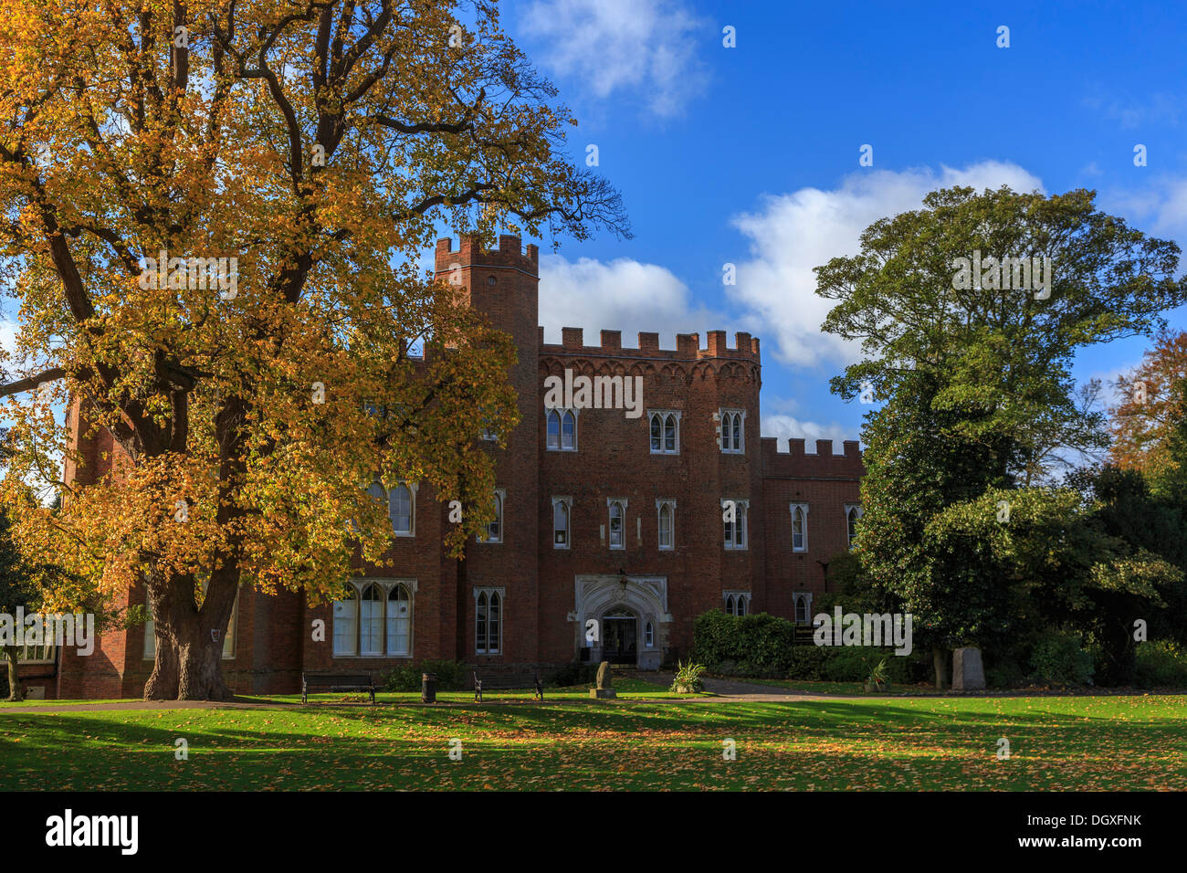 Hertford castle hertfordshire hires stock photography and images Alamy