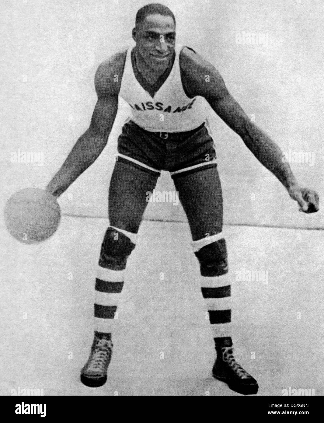 African-American basketball player Charles 'Tarzan' Cooper of the Renaissance team, New York, 1920's Stock Photo