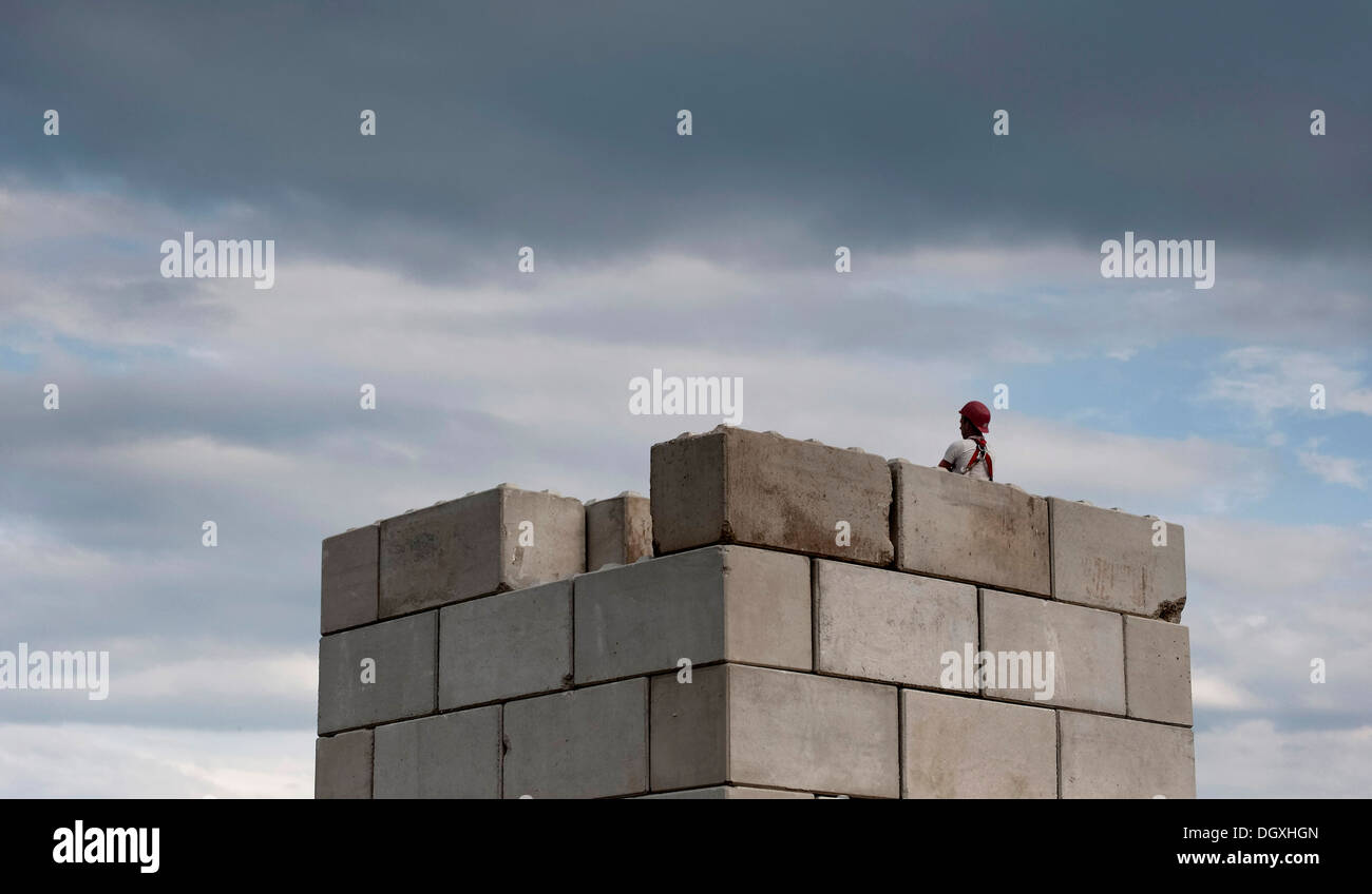 Load test hires stock photography and images Alamy