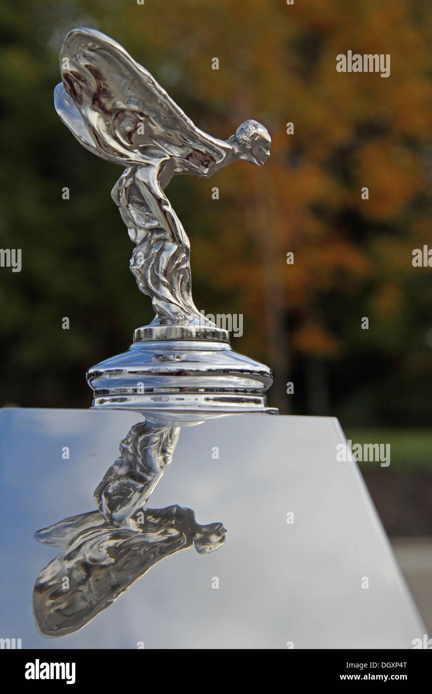 Emil, hood ornament on a Rolls Royce, with a reflection, classic car