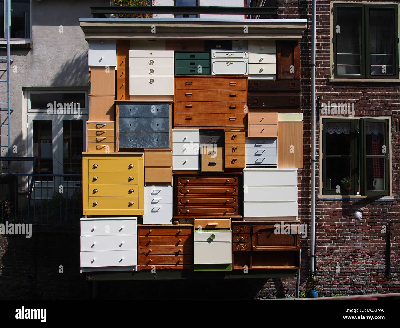 The exhibition 'Dressers as Art' in Amersfoort showcases how ...