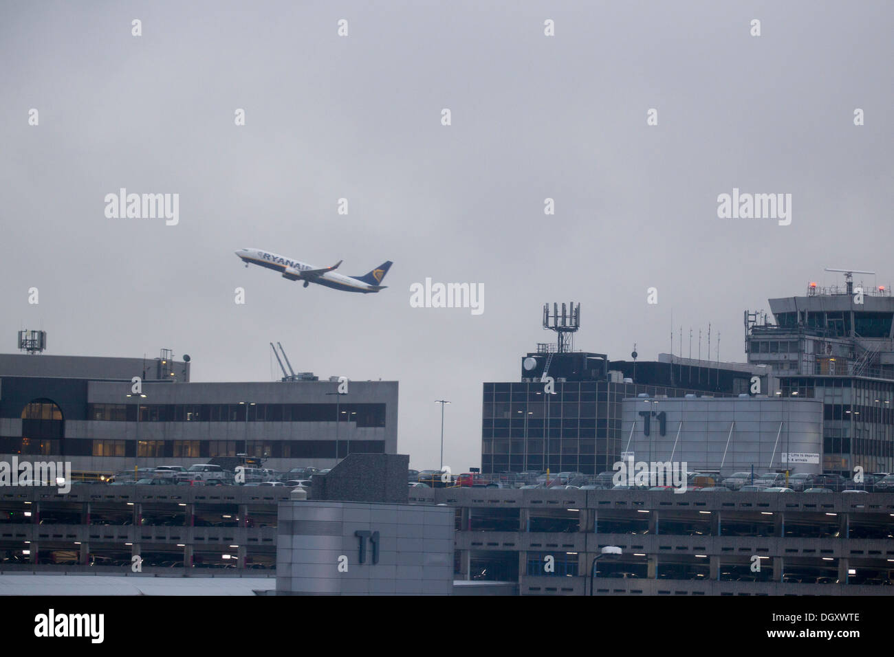 Manchester International Airport Terminal 1 T1 Stock Photo - Alamy