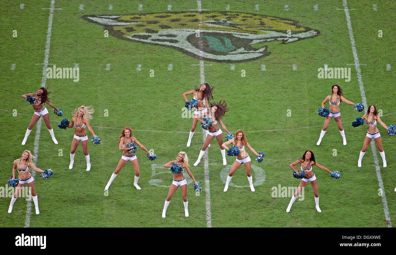 London, UK. 27th Oct, 2013. Cheerleaders during the NFL International Series game San Francisco 49ers v Jacksonville Jaguars at Wembley Stadium. Credit:  Action Plus Sports/Alamy Live News Stock Photo